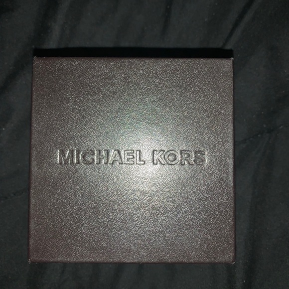 Michael Kors silver watch - Picture 6 of 6